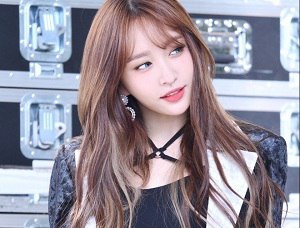 Hani EXID đắm chìm trong chuyện tình nóng bỏng với chàng trai heo