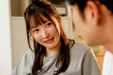 Muốn thử cảm giác mới lạ rủ cô bạn cùng lớp chơi trò lắp ghép tình yêu